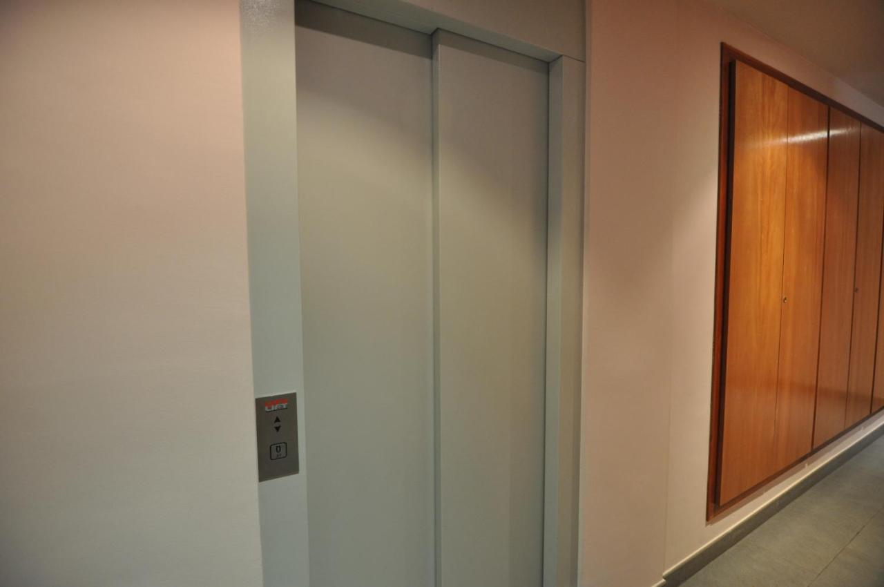 Rnet - Apartments Roses Centre ภายนอก รูปภาพ